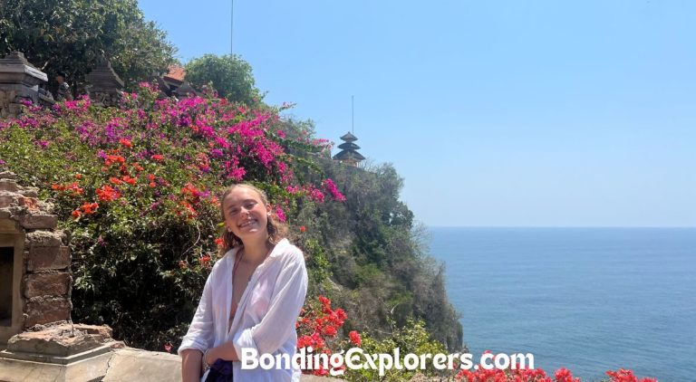 Main picture, Bali Temple Uluwatu