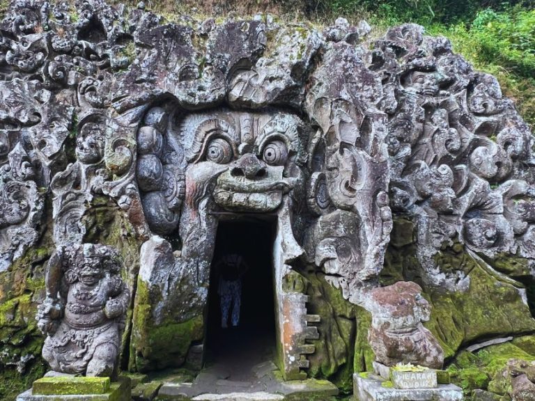 the main picture, showing the elephant cave
